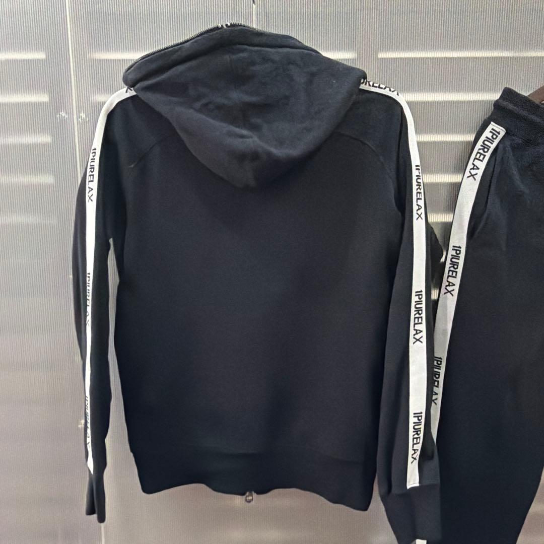 1piu1uguale3 ウノピゥウノウグァーレトレ セットアップ