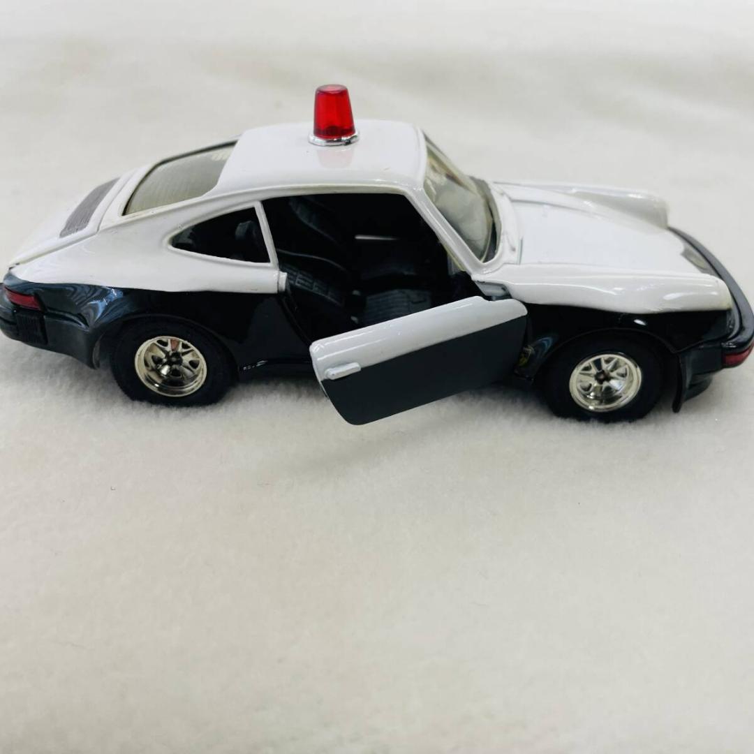 永大　グリップ　テクニカ　ポルシェ930ター ボ パトロールカー　箱　　X866