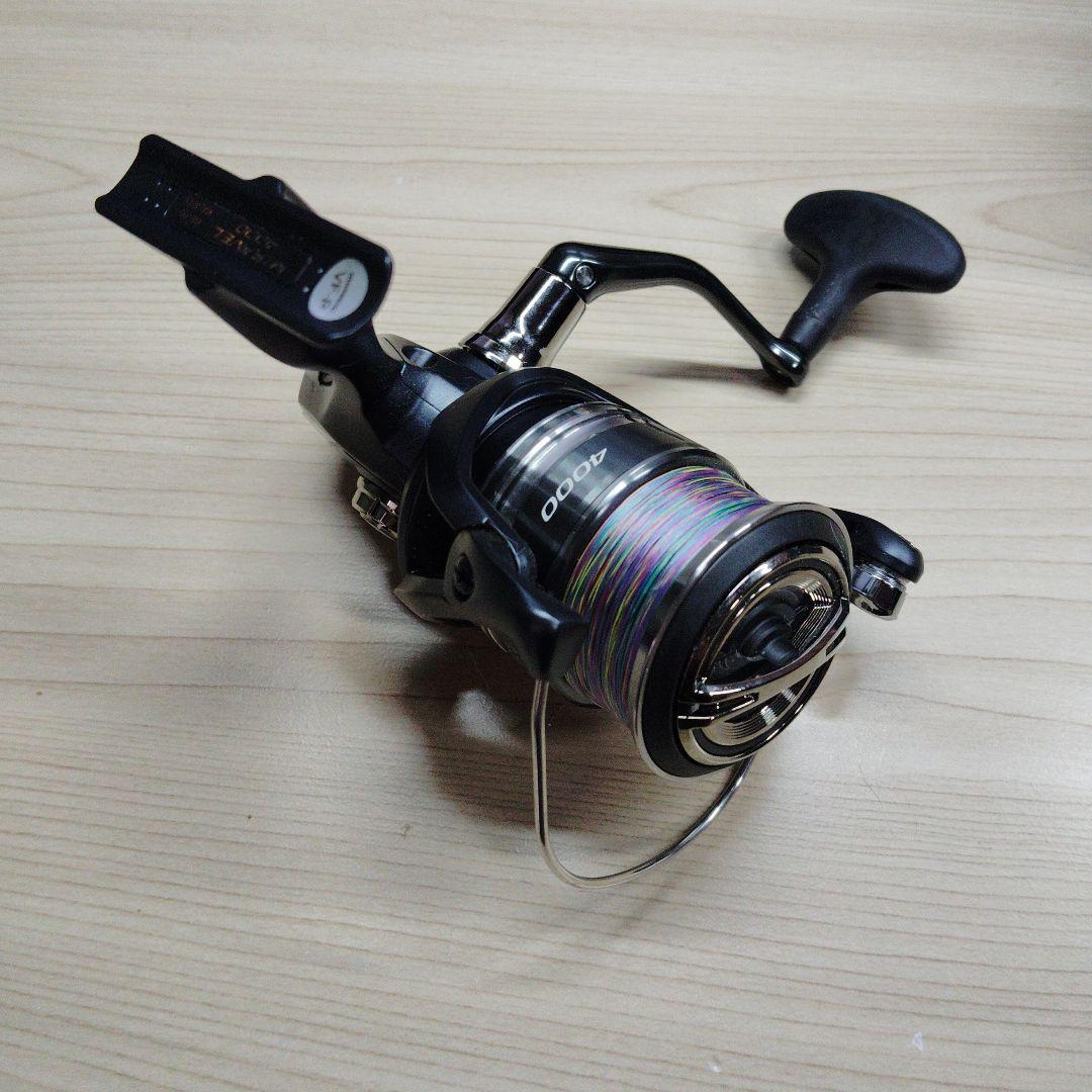 美品　スピニングリール シマノ　22ミラベル4000 PEライン付き