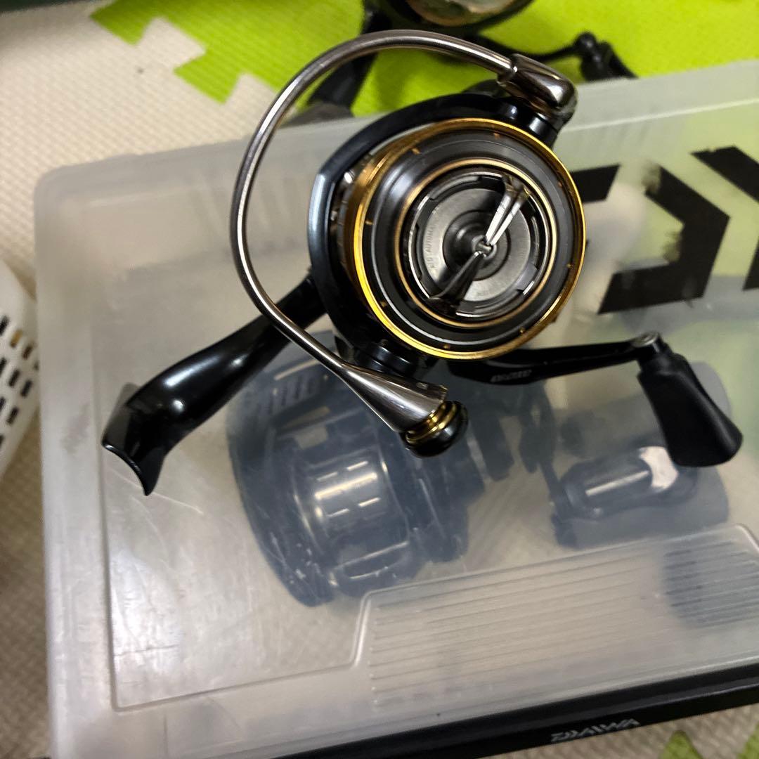 15イグジスト2003H