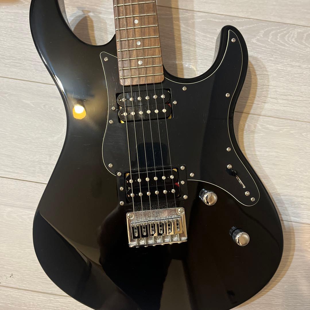 PACIFICA120Hブラックエレキギター　ケースチューナー付値下げ⭕️