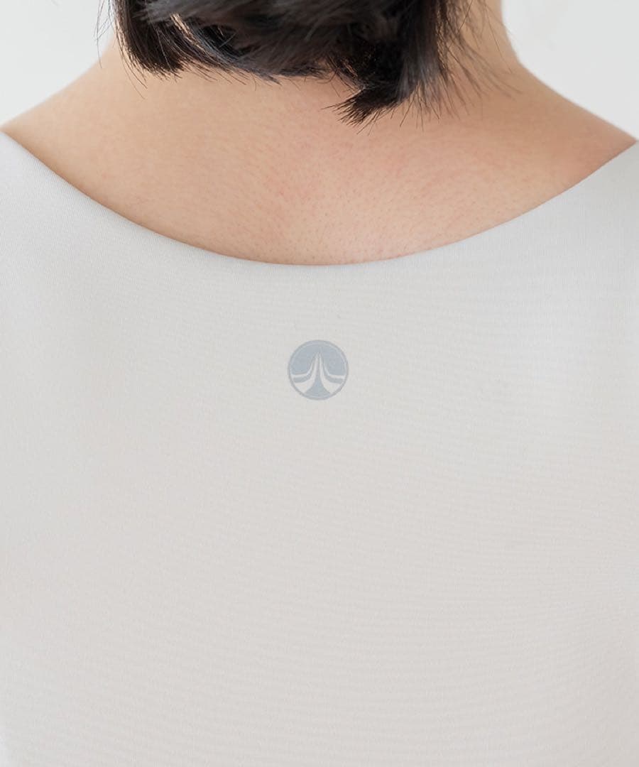 【新品未使用】SUKALAカバーフレアタンクトップSサイズ アイボリー