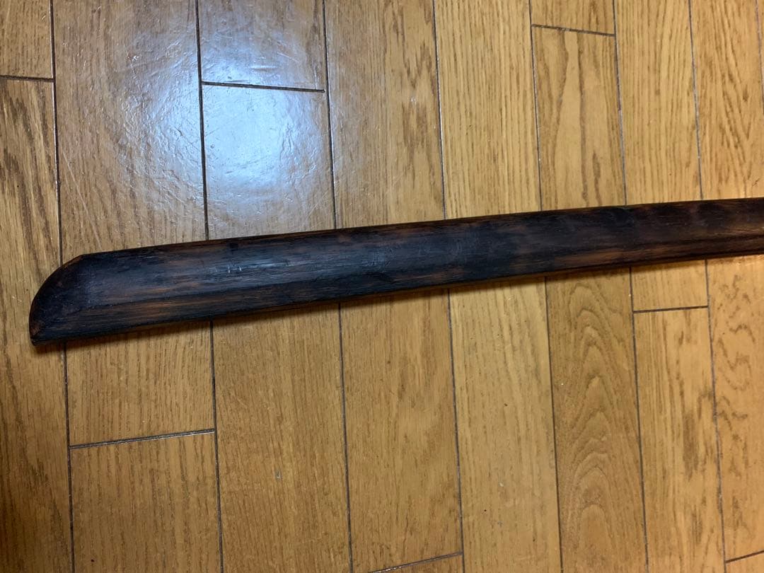 【希少】珍品　巌流決闘　古木刀 （宮本武蔵使用の櫂形木刀を模したもの）刻印付