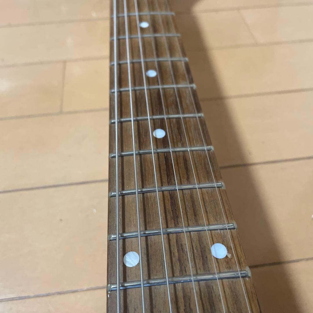 フライングV ケース付き　変形 エレキギター ビンテージホワイト