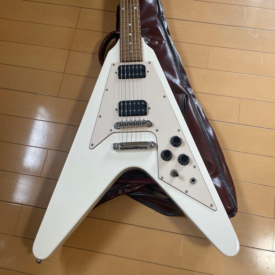 フライングV ケース付き　変形 エレキギター ビンテージホワイト