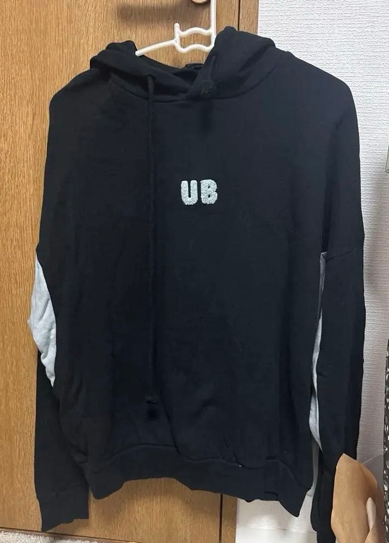 Eveの日　パーカー　Mサイズ