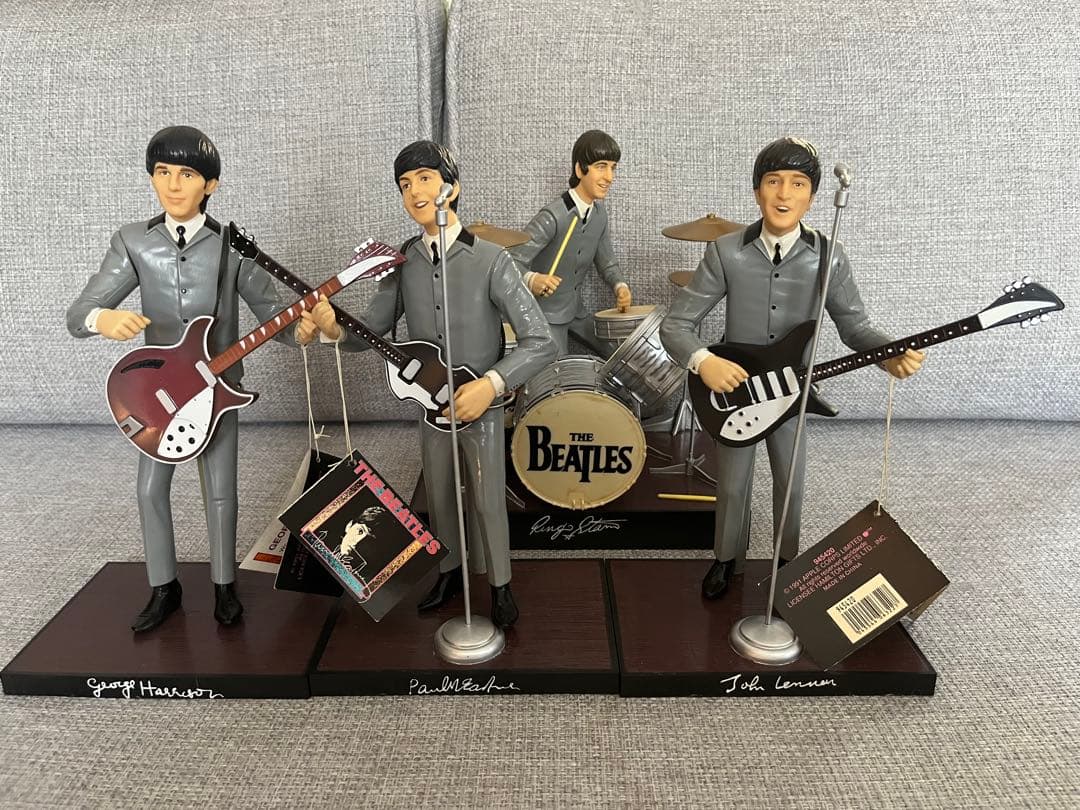 ハミルトン社　The Beatles フィギュアセット 4体