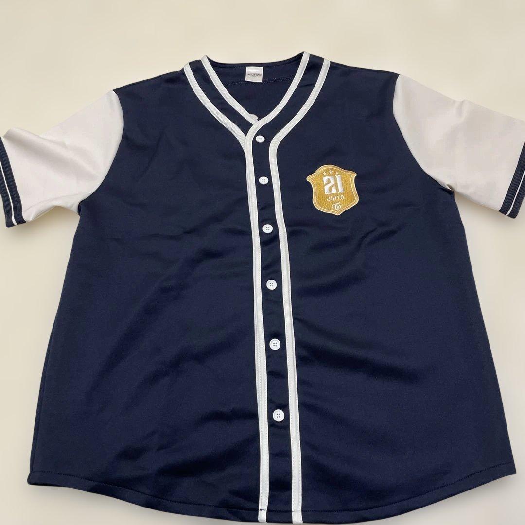 TWICE JIHYO ベースボールシャツ