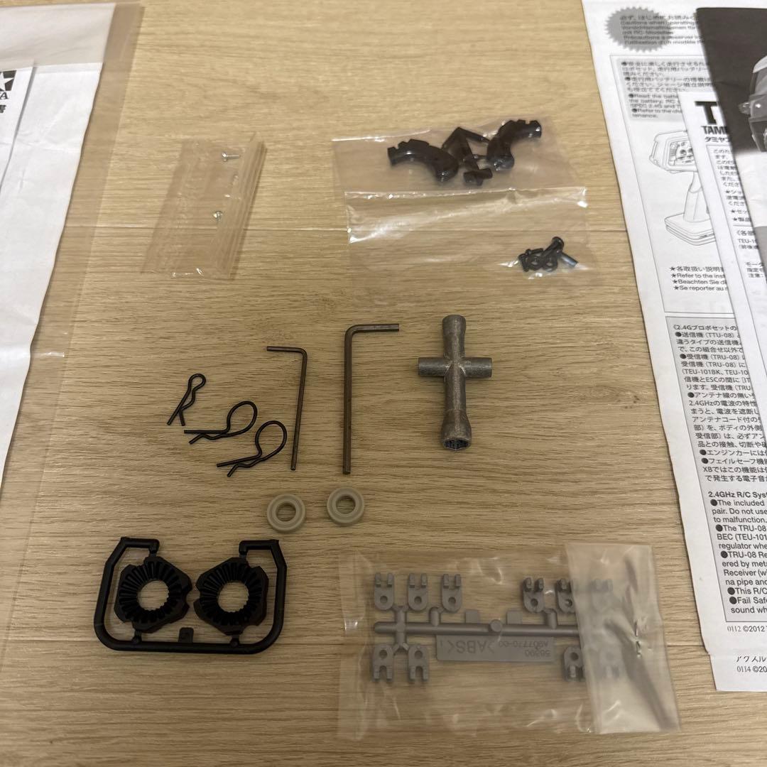 【中身は美品】タミヤ　XB トヨタ FJクルーザー　CC-01 ラジコン