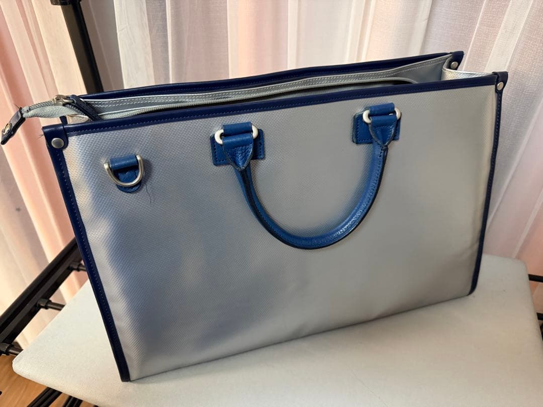 【中古美品】ナホック　ブリーフケース型フルートバッグ