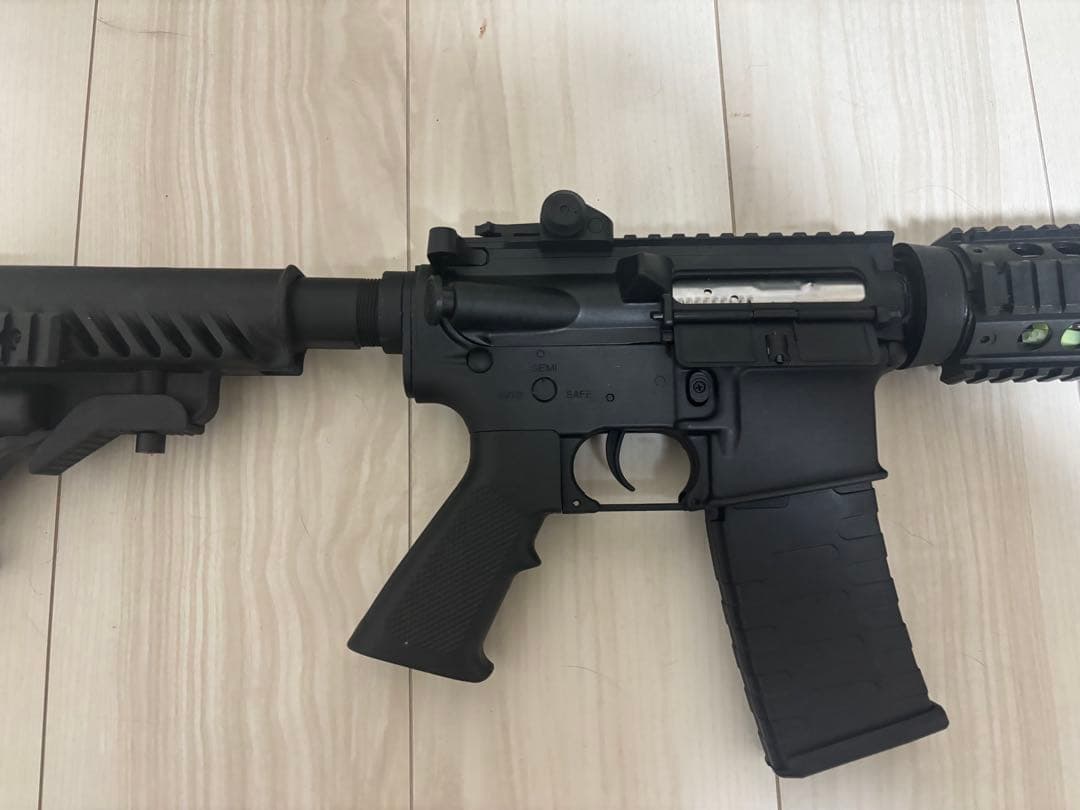 APS製　M4 次世代電動ガン ブラック 可調式ストック