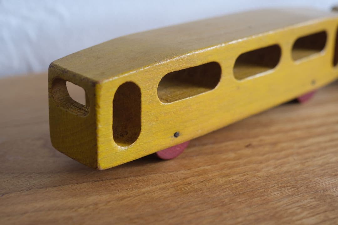 フィンランド JUKKA他 木製玩具 車 乗り物 5種セット