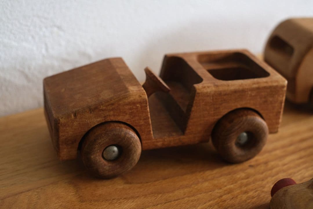 フィンランド JUKKA他 木製玩具 車 乗り物 5種セット