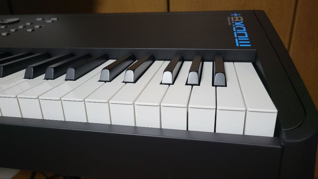 Yamaha MODX8+ シンセサイザー 追加音色、取説、元箱付き