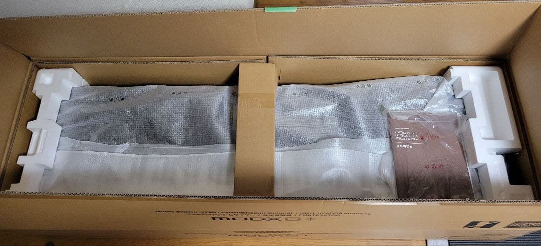 Yamaha MODX8+ シンセサイザー 追加音色、取説、元箱付き