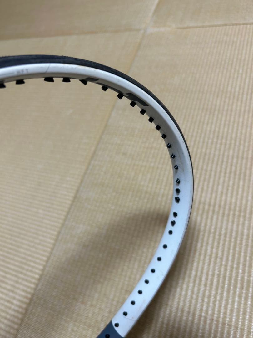 割引　バボラ　テニスラケット　ピュアストライク100 グリップ3