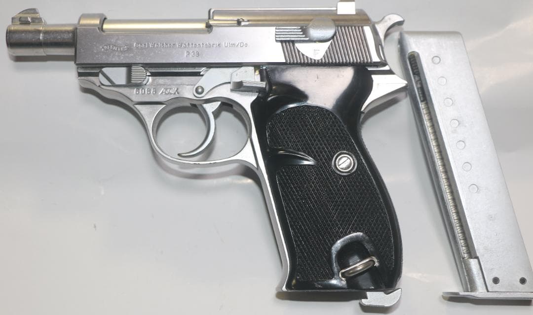 ウェスタンアームズ製ABS樹脂ガスガン　ワルサーＰ３８短バレル銀　ASGK合法品