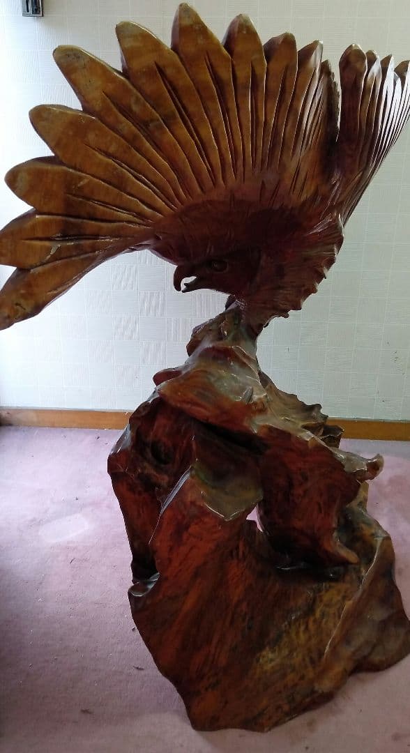 【引き取り希望】 木彫り 鷹の置物 レトロ アンティーク 飾り物 大型