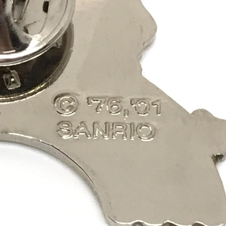 2001年 希少 キキララ 虹 ピンバッジ 未使用 ピンズ リトルツインスターズ