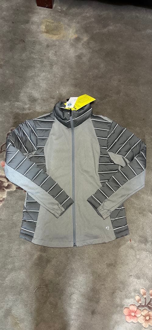 新品DESCENTE DGMQJK06 ジャケット サイズOグレー