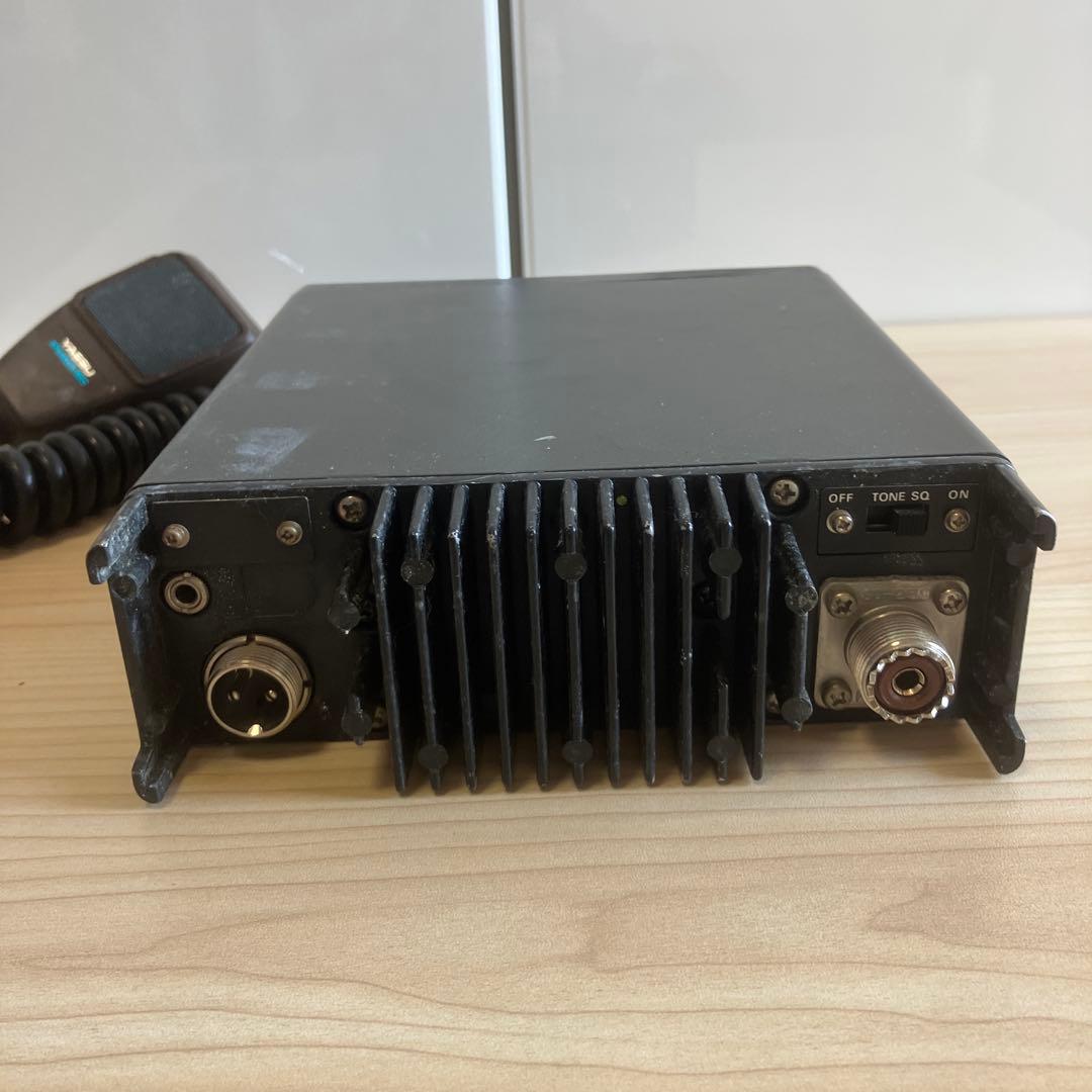 YAESU FT-230 FMトランシーバー