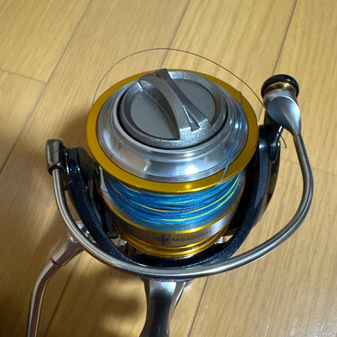 <未使用品> ダイワ(Daiwa) スピニングリール EM MS 4000H