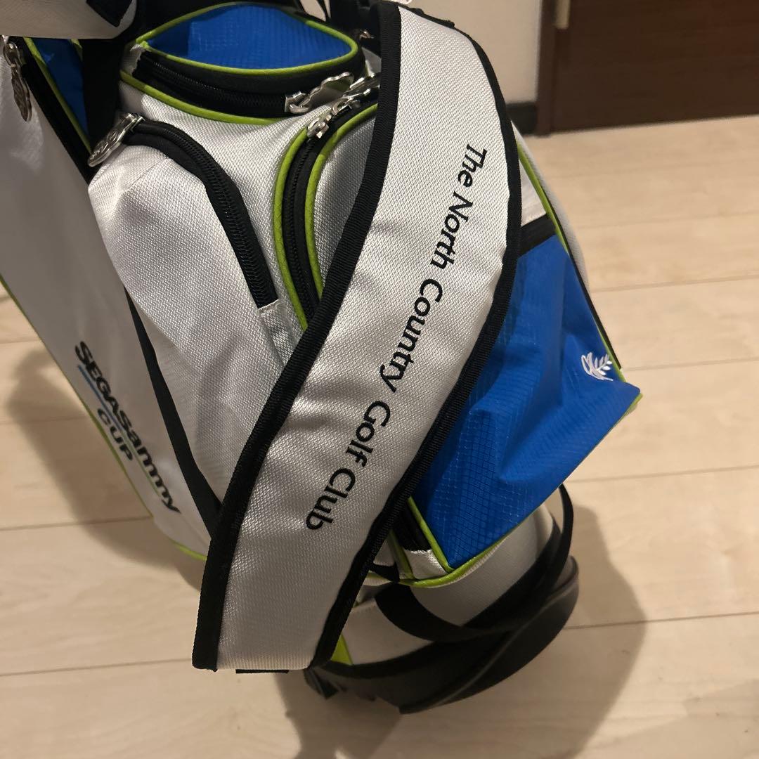 スタンドゴルフバッグ ブルーとホワイト