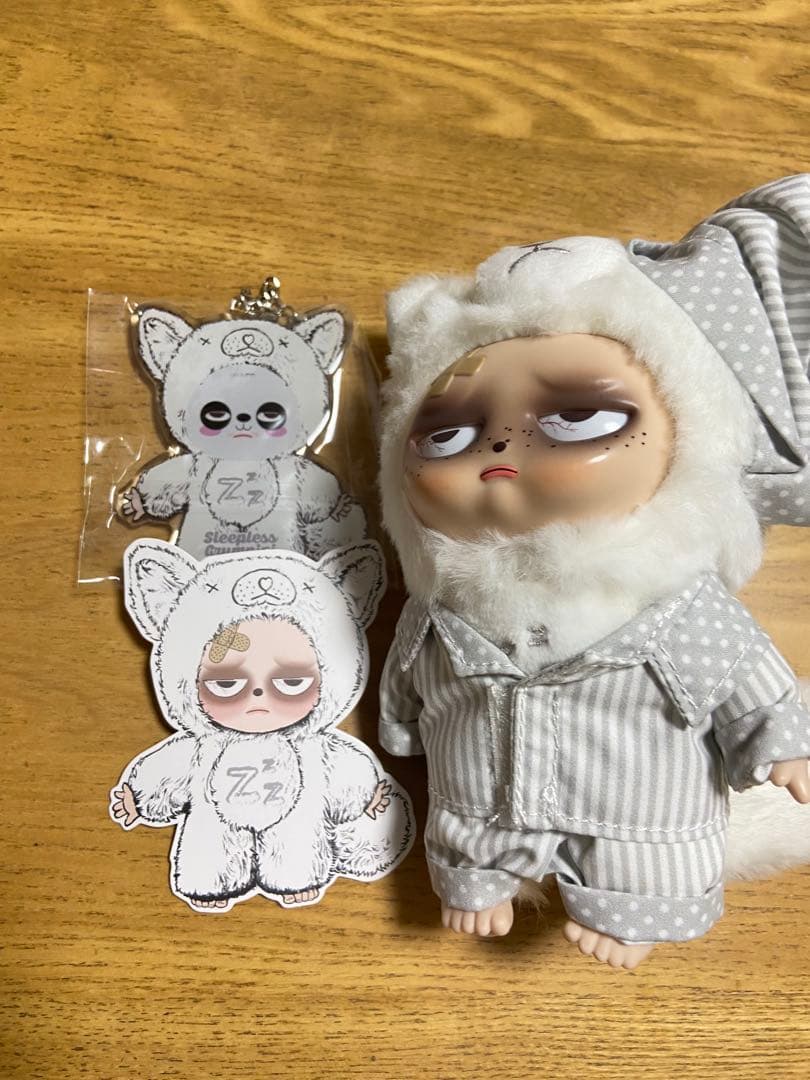 Sleepless grumpipi グランピピ シークレット ホワイト