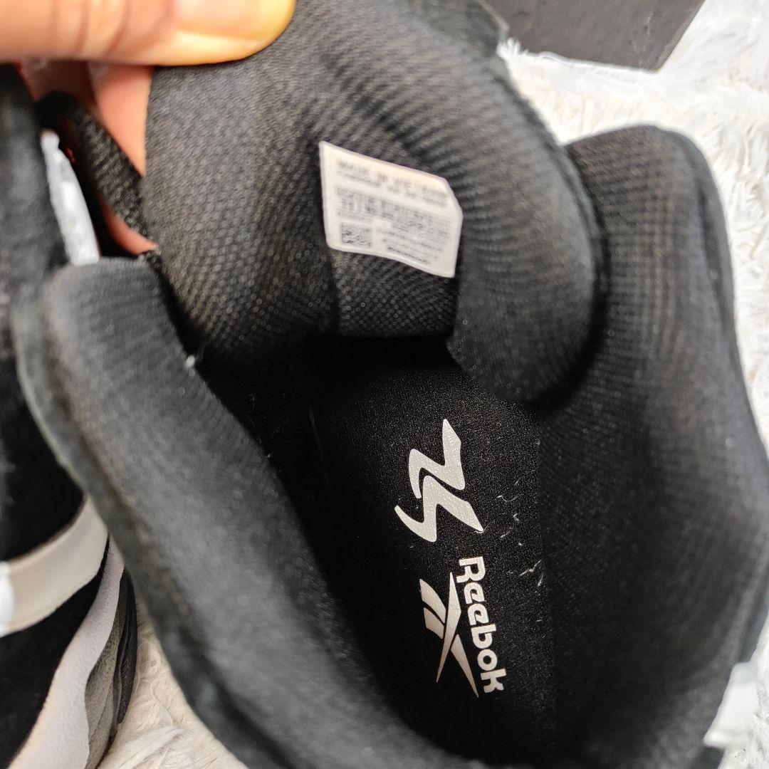 Reebok バスケットボールシューズ ブラック/ホワイト kamikaze2