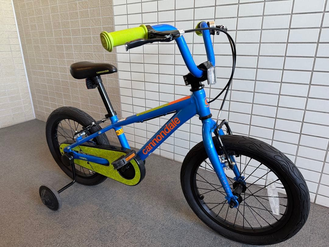 【都内受渡し希望】キャノンデール　子ども用自転車 16インチ 補助輪付き
