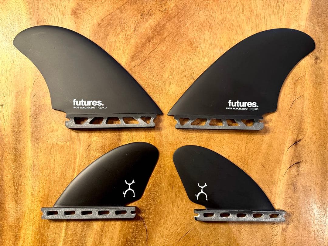 新品未使用futures Rob Machadoクアッドフィン フィンケース付