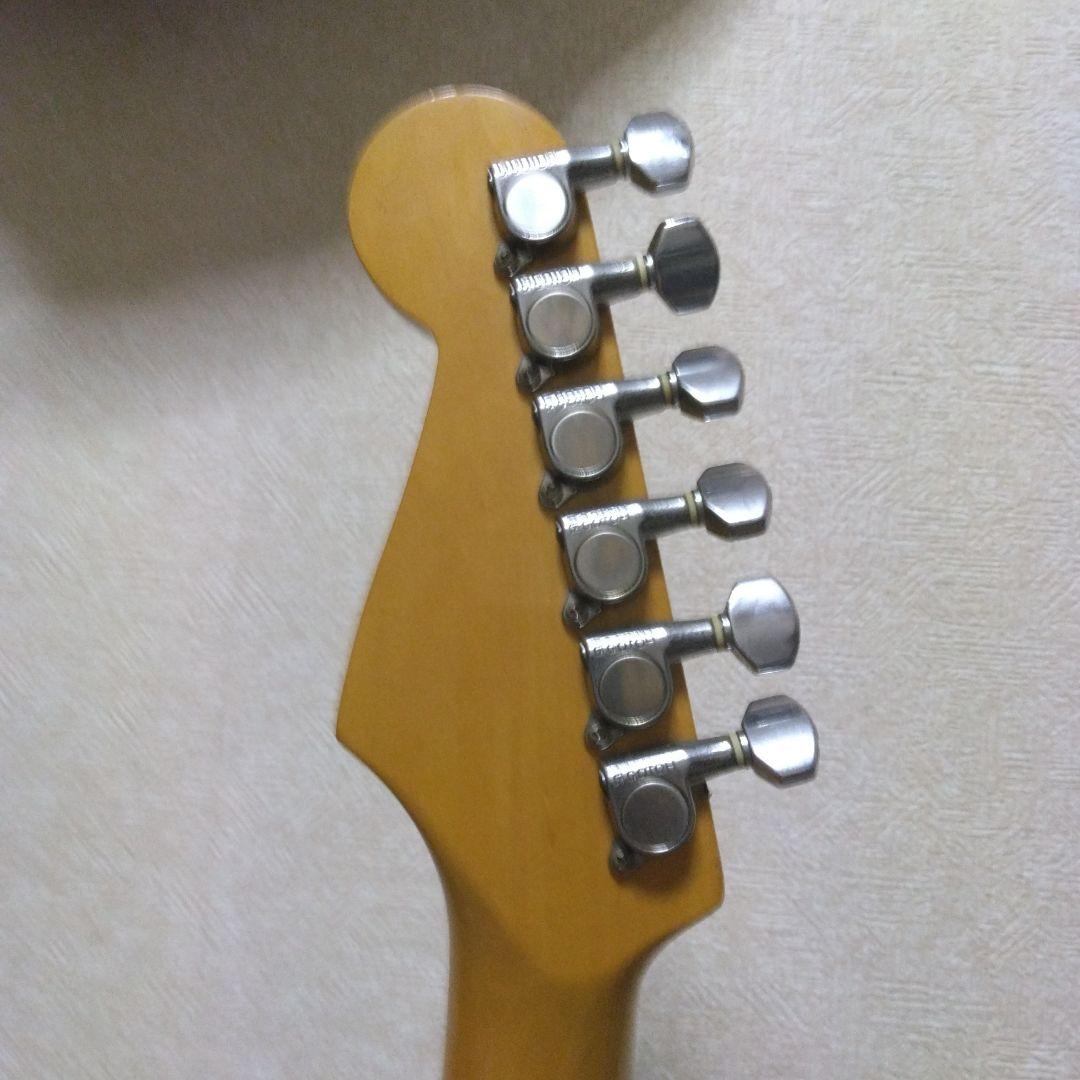 フェンダージャパンSTS55ジャンク品