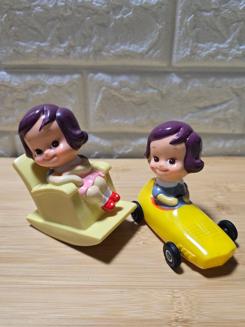 ソフビ かんぎんのばらチャン ロッキングチェアと車