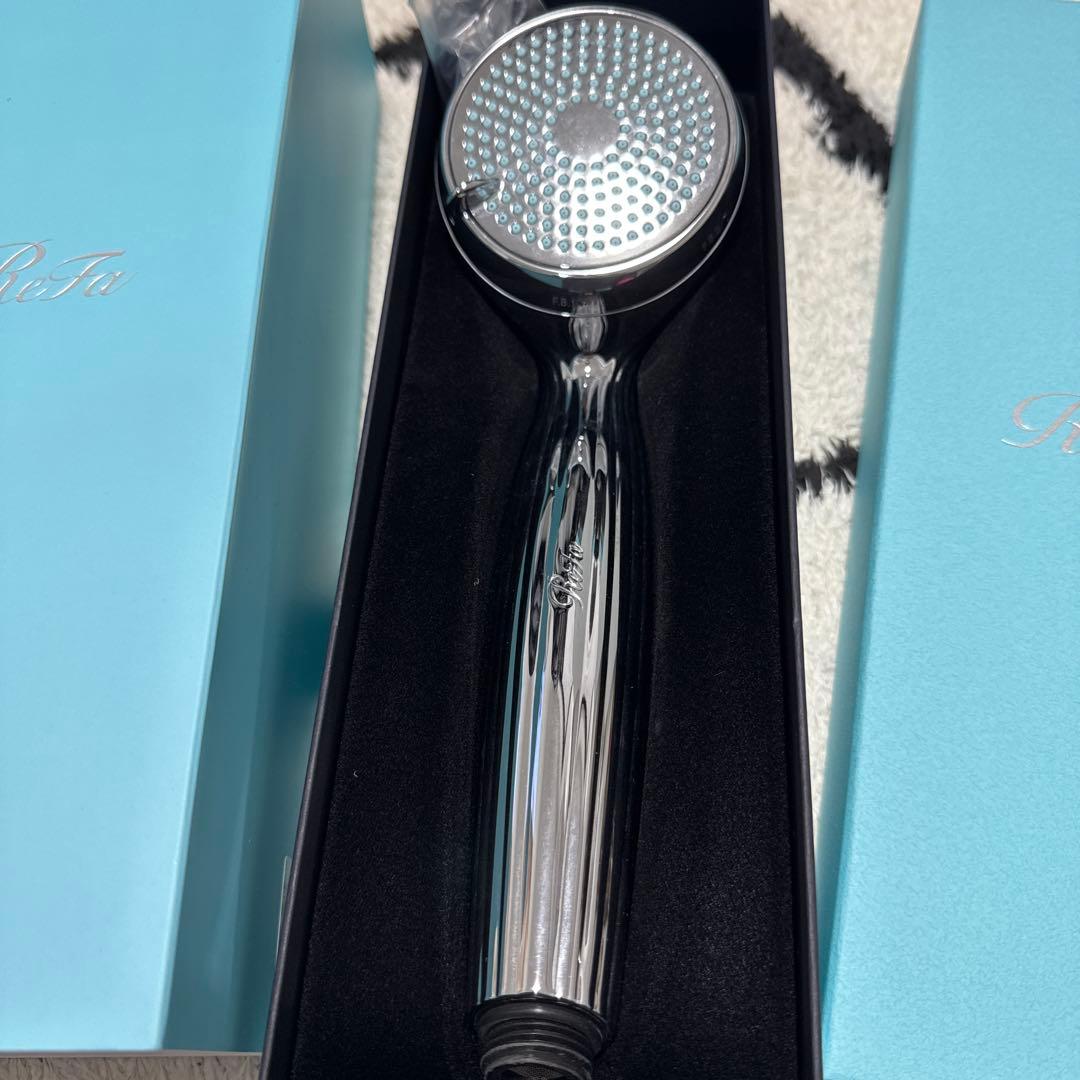 美品　ReFa リファファインバブル ワン シャワーヘッド　リファ