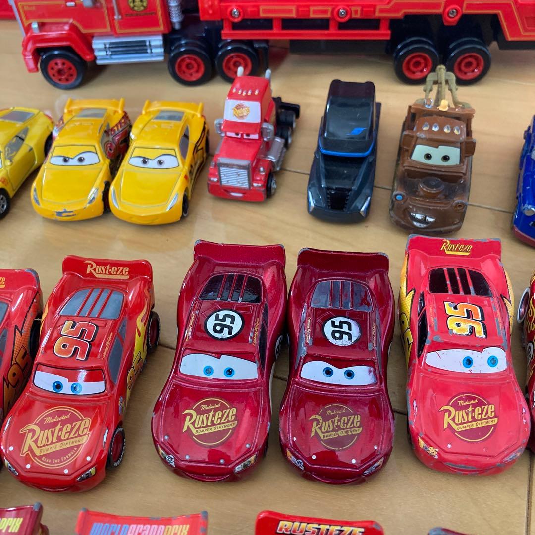 カーズ トミカ　セット　おまけ付き