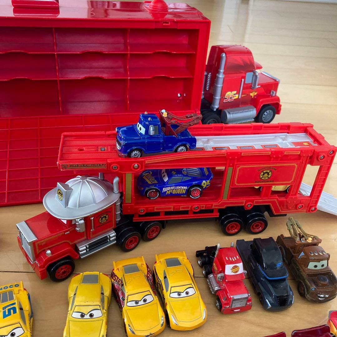 カーズ トミカ　セット　おまけ付き