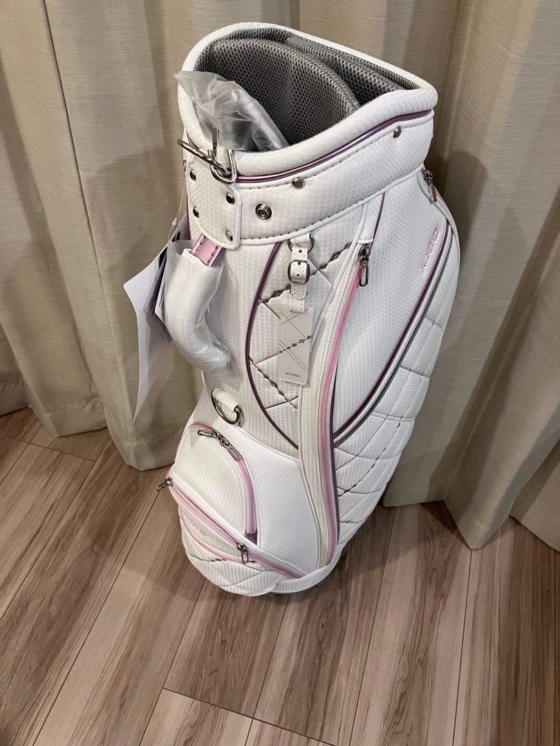 ゼクシオ　レディース　ゴルフバック　超軽量　ホワイトピンク　新品