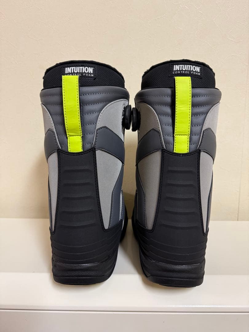 BOAシステム スノーボードブーツ グレー/ブラック/ライム