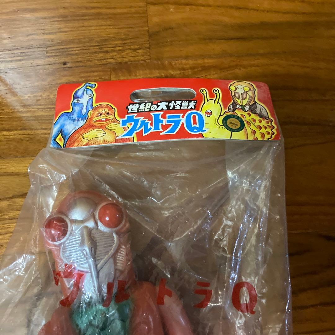 M1号　セミ人間　未開封