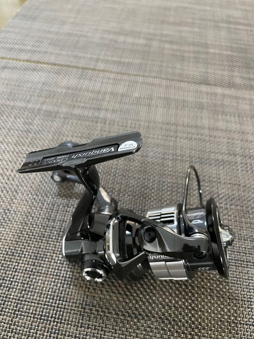 【極美品】シマノ 23ヴァンキッシュ2500S SHIMANO