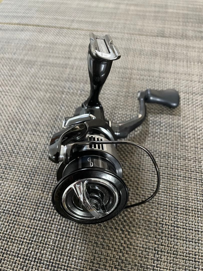 【極美品】シマノ 23ヴァンキッシュ2500S SHIMANO