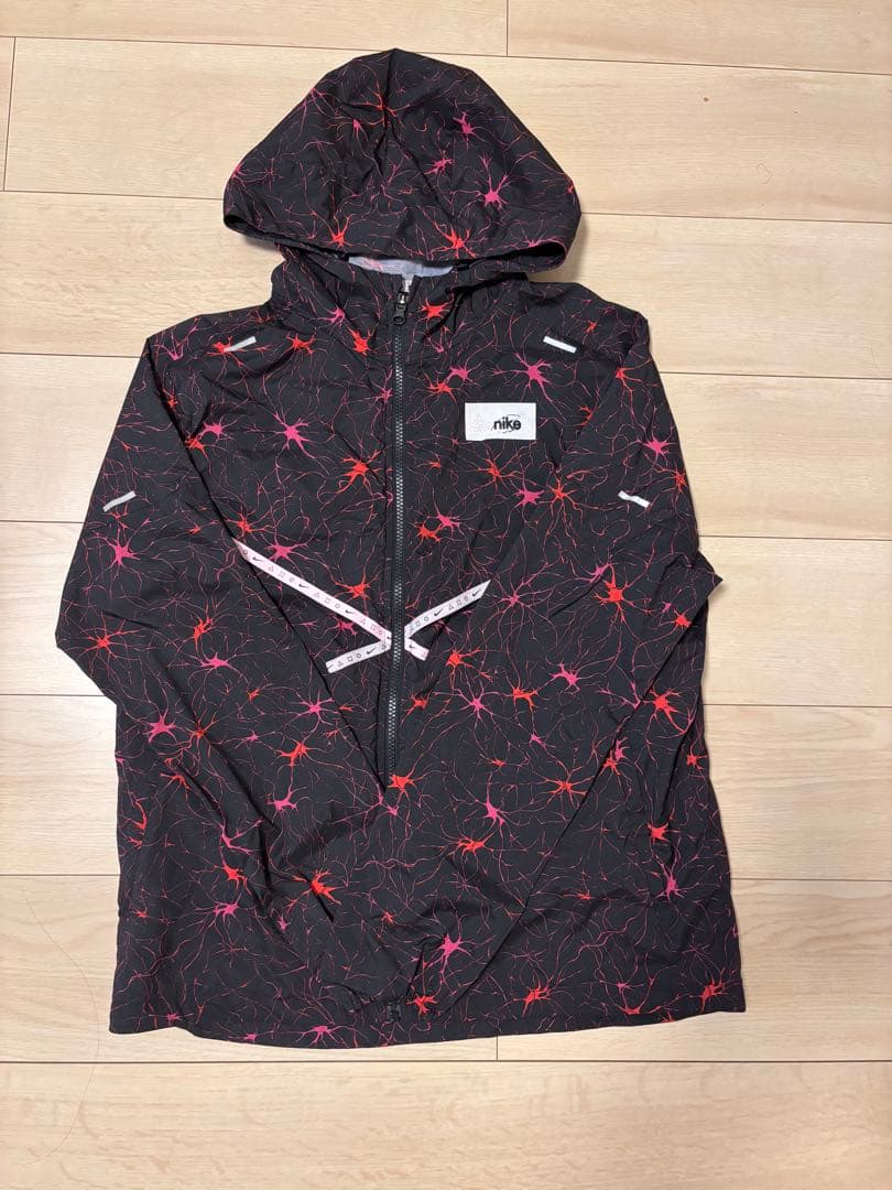 Nikeウィンドブレーカー