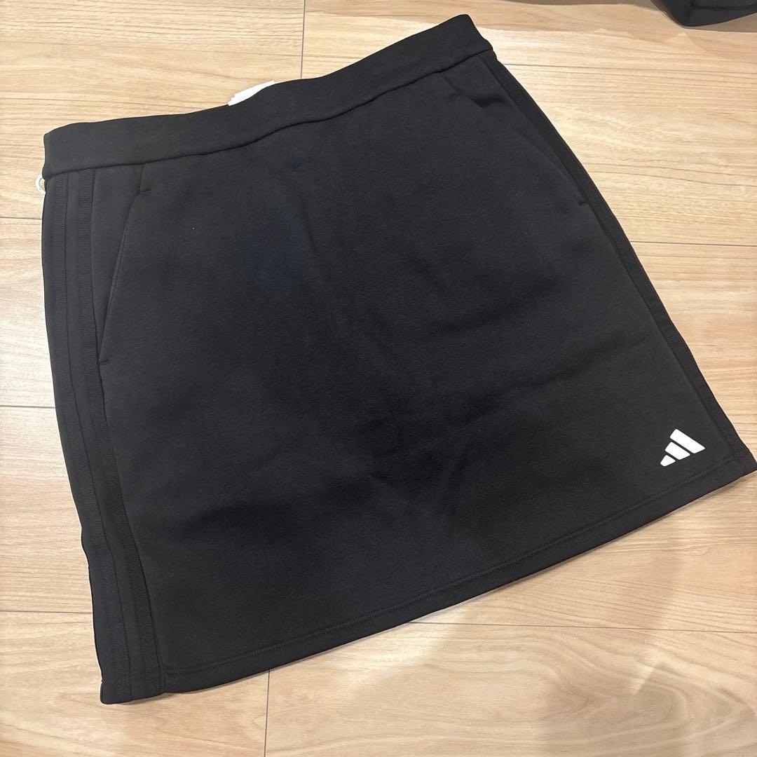 新品タグ付アディダス セットアップ トラックジャケット＆スコート 黒 L