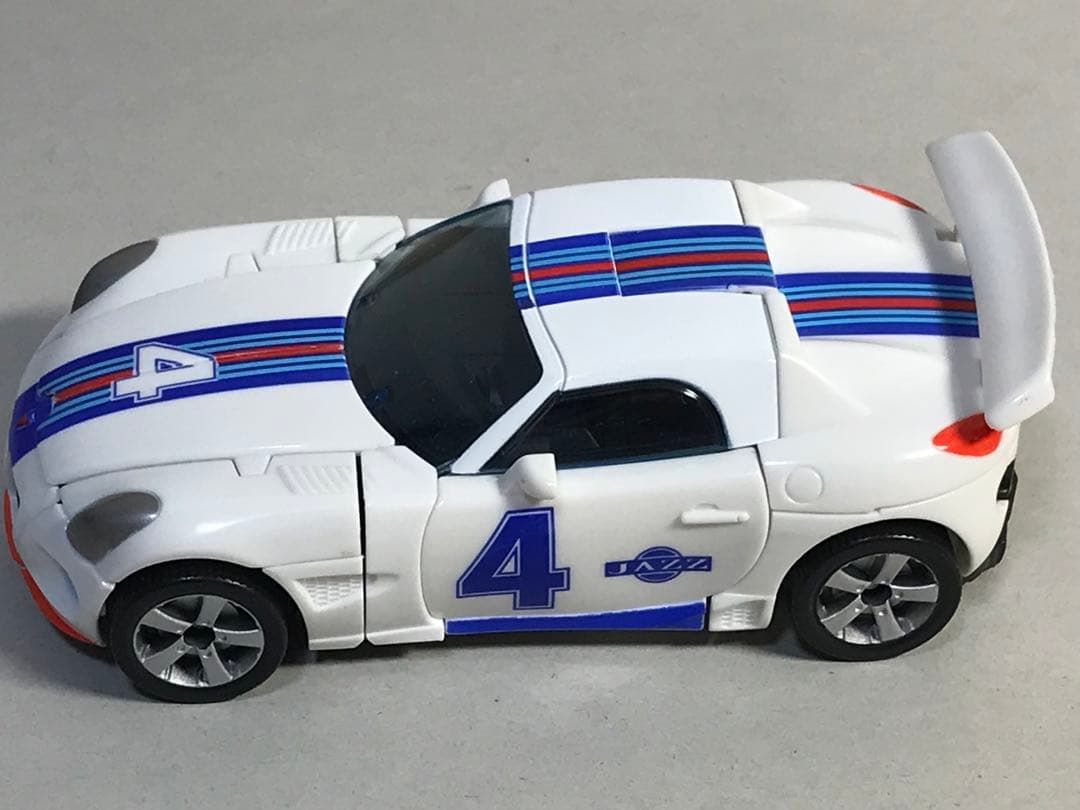 トランスフォーマー　オートボット　ジャズ　G1カラー