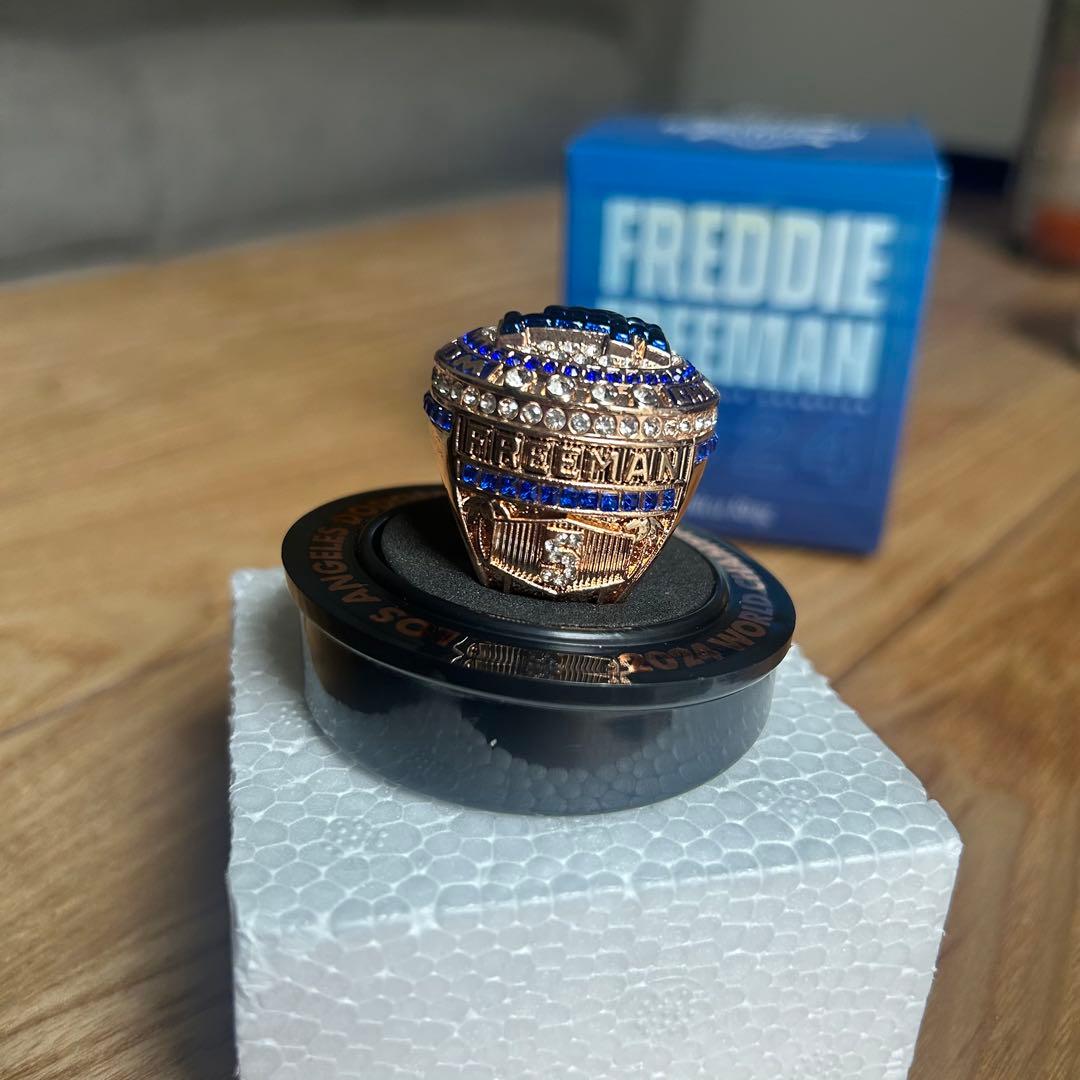 球場配布限定 ドジャース WSチャンピオンリング　フリーマン