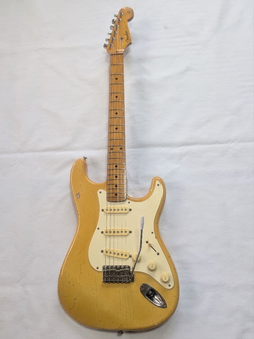 Fender Japan ST57 フジゲン製　軽量3.2kg　送料無料