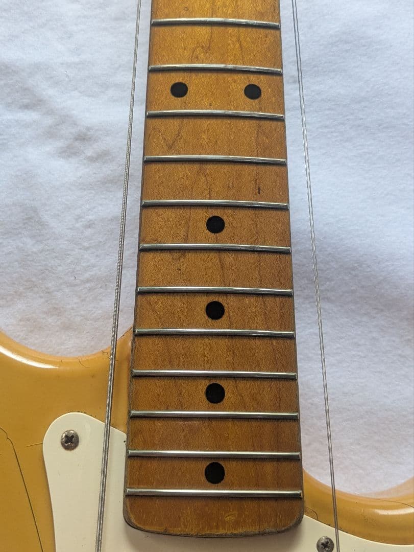 Fender Japan ST57 フジゲン製　軽量3.2kg　送料無料