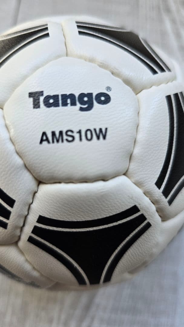 adidas タンゴ  Plate ミニサインボール付！