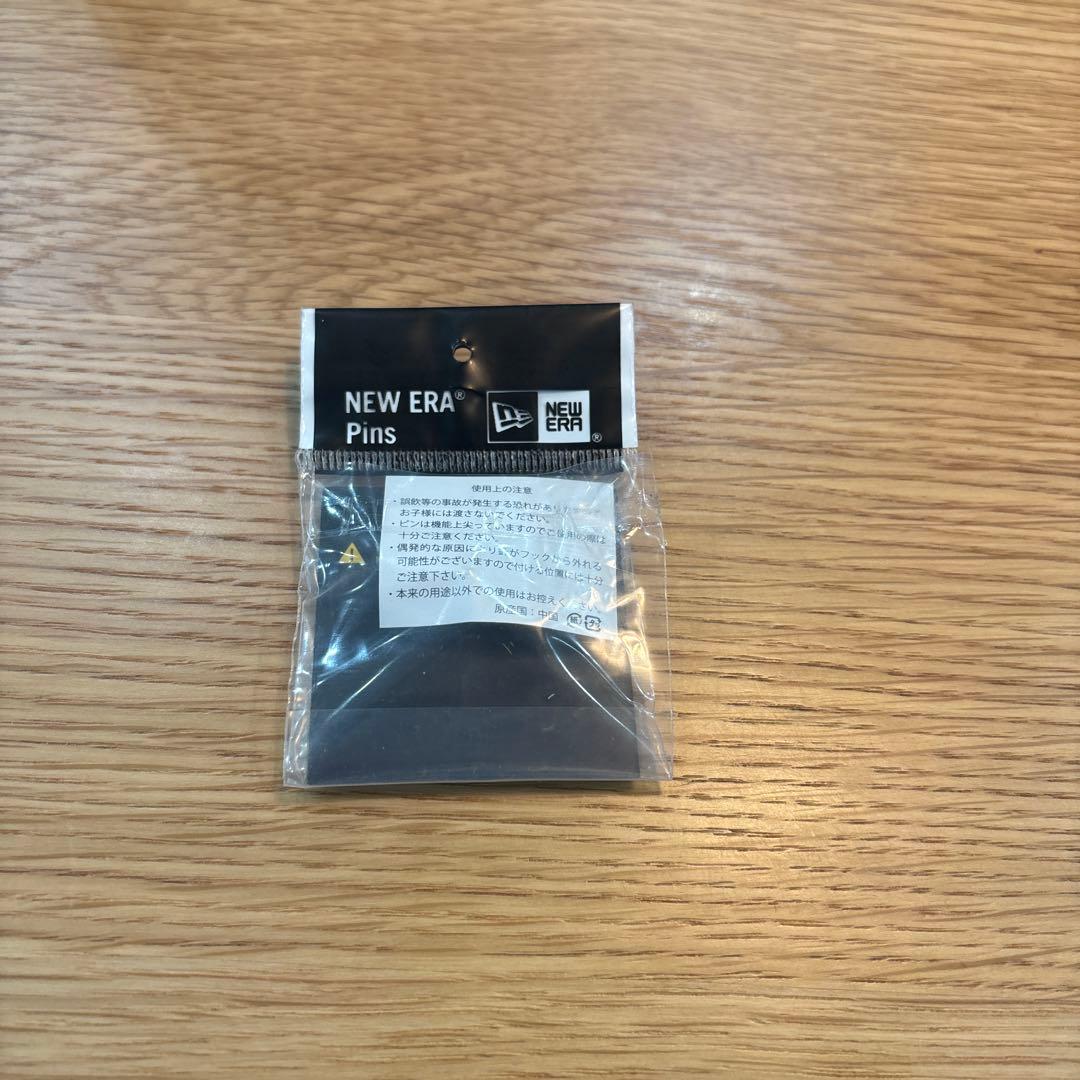 【レア】ミャクミャクピンバッジ　NewERA大阪 関西万博　2025