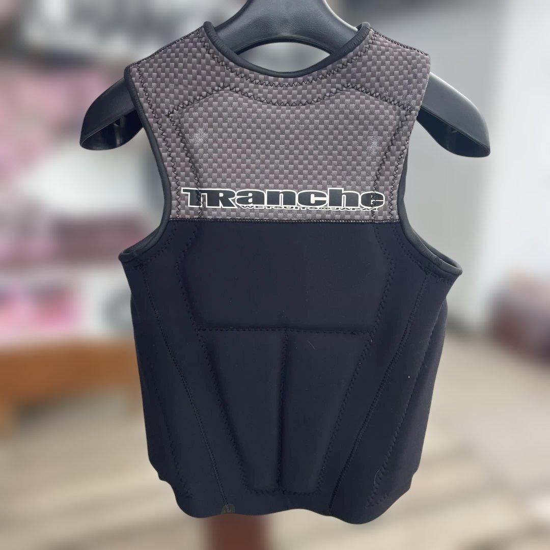 Tranche ブラック ネオプレン ベスト　xs中古